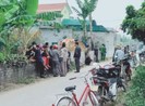 Thi thể 2 cha con ôm nhau gần người vợ trọng thương ở nhà