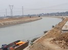 Đóng cống, ngăn sông tìm học sinh đuối nước