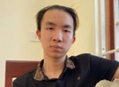 Giúp mẹ vận chuyển 20 bánh heroin rồi trốn vào TP.HCM
