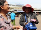 Chủ tịch tỉnh Bình Phước khen thưởng người bán vé số tốt bụng