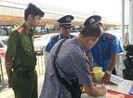 Xử phạt 55 vụ xe chở khách vào sân bay Tân Sơn Nhất