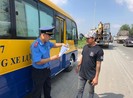 Xe quá tải vẫn còn hoành hành ở TP.HCM