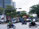 TP.HCM: Xe khách, taxi, xe công nghệ hoạt động trở lại