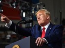 Ông Trump sẽ ép công ty Mỹ rời Trung Quốc bằng cách nào?