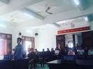 Buôn ma túy để chữa trị chân bị gãy