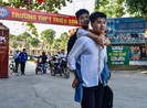 Nam sinh cõng bạn 10 năm: 'Nếu được đặc cách em cũng từ chối'
