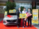 Nam A Bank trao ô tô cho khách hàng may mắn trúng thưởng 
