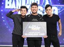 Tôn Tuấn Kiệt và Ngọc Luân hốt hoảng khi thấy lươn sống