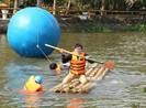 MC Đại Nghĩa lao xuống hồ tại Đà Lạt để hỗ trợ Khương Ngọc