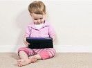 Chơi trên iPad khiến trẻ nói kém!