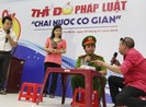Clip cuộc thi ‘Chai nước có gián’ do báo Pháp Luật TP.HCM tổ chức