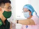 Tiêm vaccine cho lực lượng biên phòng bảo vệ biên giới Tây Nam