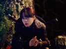 MV “Hoa hải đường” của Jack đang bị đe dọa soán top 1 trending