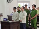 Chém hàng xóm vì... không mở cổng giúp