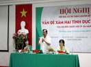 "Bị xâm hại tình dục, chỉ biết ôm nhau khóc"