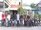 Bắt 10 thanh niên tụ tập đua xe rạng sáng 1-5