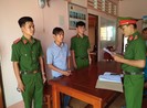 Cầm dao chặn đường xe cấp cứu để xin tiền uống rượu