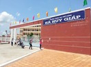 Cần Thơ: 1 nam sinh rơi từ lầu 3 của trường học tử vong