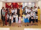 Trao 50 suất học bổng cho con em gia đình chính sách