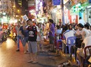 Loạn vỉa hè: Cận cảnh phố ốc Vĩnh Khánh và phố Tây Bùi Viện