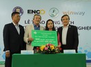 Kiều bào Mỹ tặng sinh viên sách quý trị giá hơn 2,9 tỉ đồng