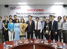 Đoàn Hội nhà báo Hàn Quốc thăm báo Pháp Luật TP.HCM