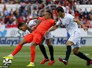 Barcelona hòa thất vọng Sevilla tại Sanchez Pizjuan