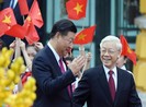TBT Nguyễn Phú Trọng cùng ông Tập Cận Bình đi dạo