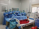 Ghép tế bào gốc cứu bé 3 tuổi bị u nguyên bào võng mạc di căn
