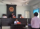 Cựu giảng viên đại học lừa tình được giảm 3 tháng tù