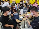 iPhone 12 chính hãng tăng doanh số bất ngờ