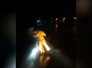 Clip: Vụ xô xát giữa CSGT với nhóm người trên xe tải