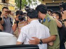 Khoảnh khắc Nguyễn Hữu Linh xuất hiện tại phiên tòa phúc thẩm