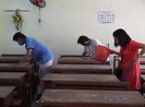Đà Nẵng: Thầy cô dọn dẹp trường học đón học sinh trở lại lớp