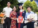 Á hậu Phương Nga tốt nghiệp đại học Kinh tế Quốc dân