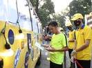 ‘Xe bus khẩu trang’ phát 100.000 chiếc miễn phí tại TP.HCM