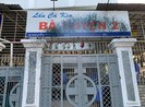 Bắt nhóm đòi nợ thuê tạt sơn tiệm lẩu cá kèo ở quận 3