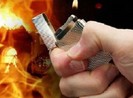 Giận vợ cũ không chia tài sản, chặn đường tưới xăng tính đốt