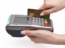 Ông Tây rơi ví có thẻ tín dụng, bị ‘quẹt’ mất hơn 200 triệu