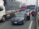 5 xe tông liên hoàn trên quốc lộ, nhiều người hoảng loạn