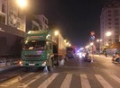 Đầu container bẹp dúm ở ngã 4 Đinh Tiên Hoàng - Điện Biên Phủ