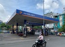 Giá xăng tăng cao, đại gia xăng Việt lãi nhiều