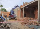 Cưỡng chế 7 căn nhà trái phép trong khu ĐH Quốc gia TP.HCM
