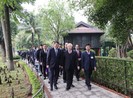 Tổng Bí thư, Chủ tịch nước dâng hương tưởng niệm Bác Hồ