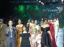 Minh Tú, Hoàng Thùy diễn vedette show thời trang Flourish 18