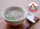 Lý do không nên ăn cơm chan canh