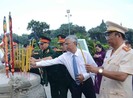 Lãnh đạo TP.HCM dâng hương tưởng nhớ các Anh hùng Liệt sĩ