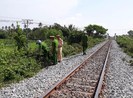 Đi đưa đám tang, bị tàu hỏa tông thiệt mạng