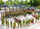 Công an Bình Thuận quyên góp nửa tỉ đồng hỗ trợ miền Trung