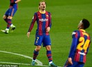 Barcelona mất điểm, Koeman nói Messi ở đẳng cấp khác